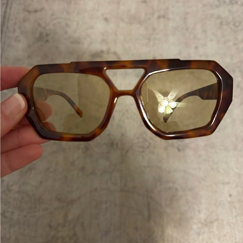 Tortoise Shell Geometric Sunglasses